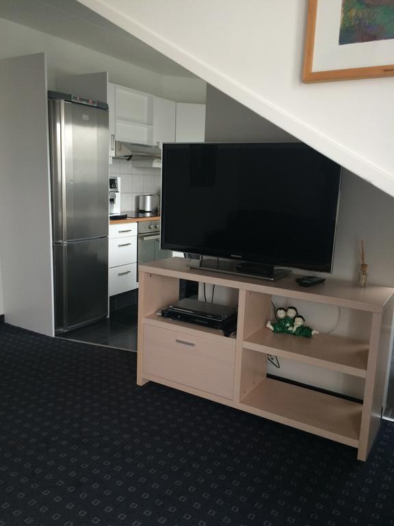 Hotel Ibudir Apartments アークレイリ エクステリア 写真