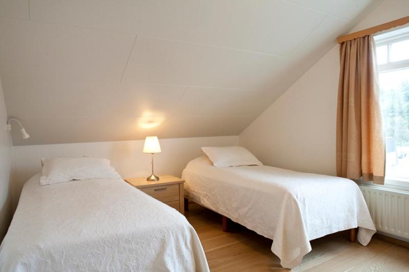 Hotel Ibudir Apartments アークレイリ 部屋 写真