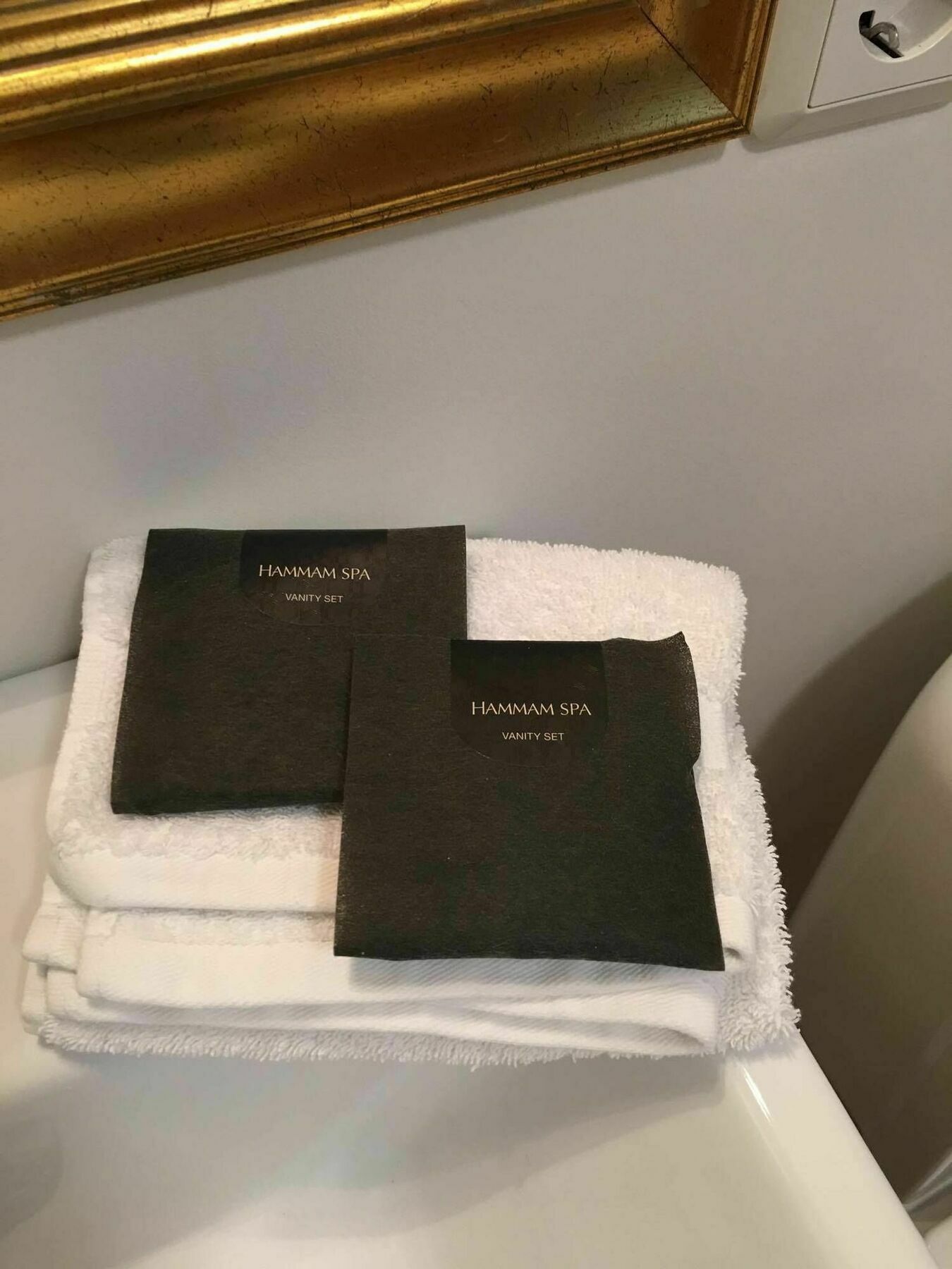 Hotel Ibudir Apartments アークレイリ エクステリア 写真