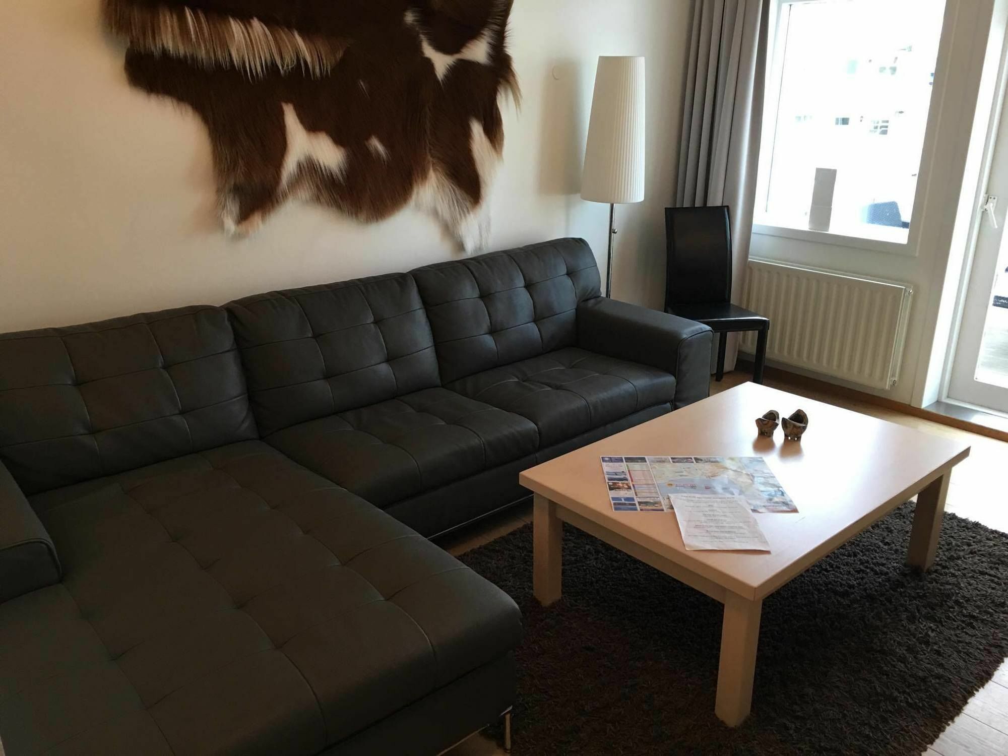 Hotel Ibudir Apartments アークレイリ エクステリア 写真